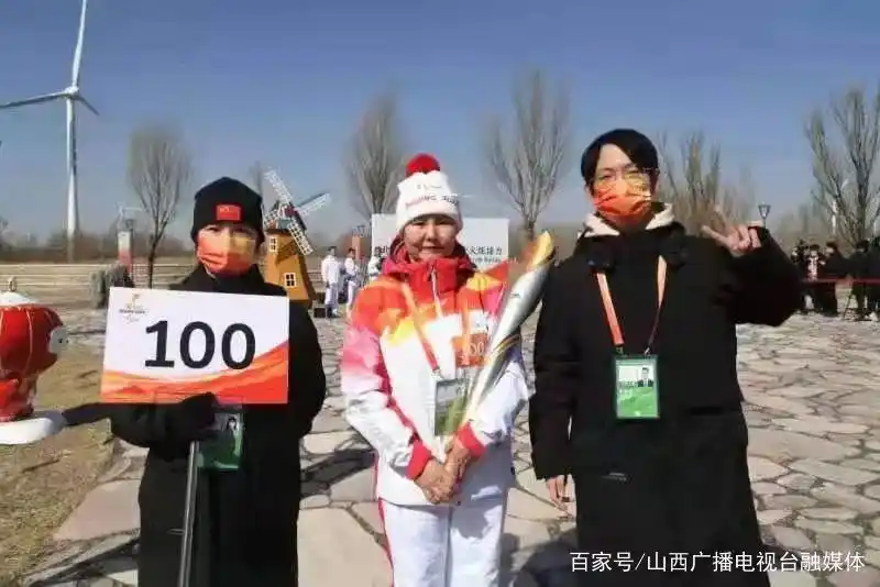 山西大学张骏达:冬奥会志愿者见证冬残奥会火炬传递全程