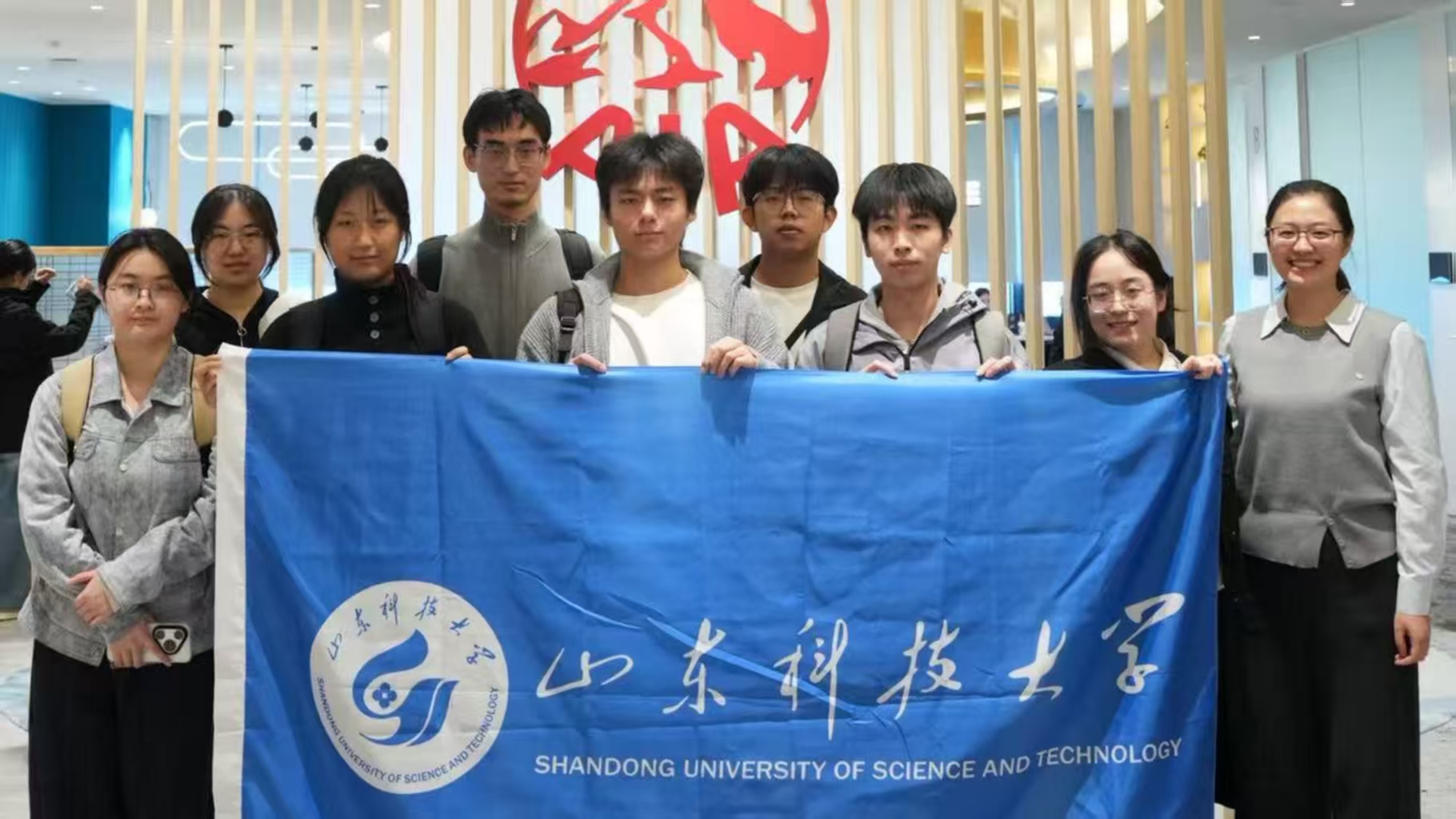 我校2026年港澳研学活动圆满完成,融合多方面交流学习