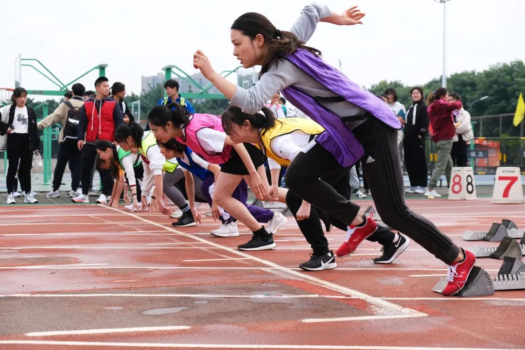 四川大学2021年运动会开幕式举行,多项赛事成绩亮眼