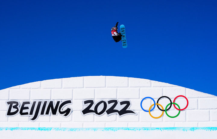 北京冬奥会6日雪上及速滑项目争金,中国军团寻求突破