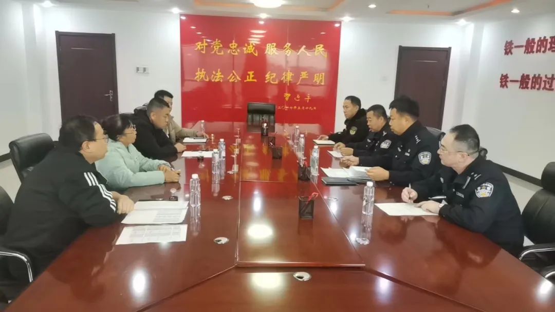 高新区公安筑牢秋冬道路交通安全防线,预防事故减少违章