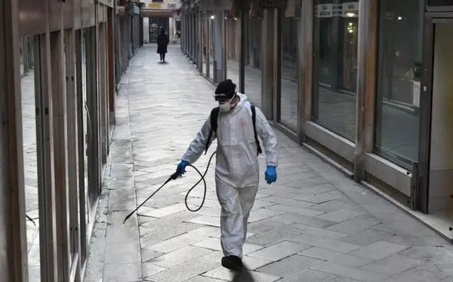 欧洲多国现第二波疫情高峰,多地重启疫情防控指令