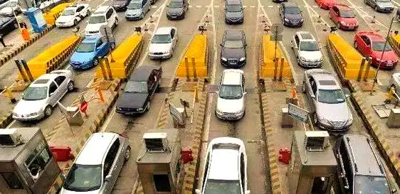 高速收费站暗藏扣分罚款潜规则,车主务必警惕